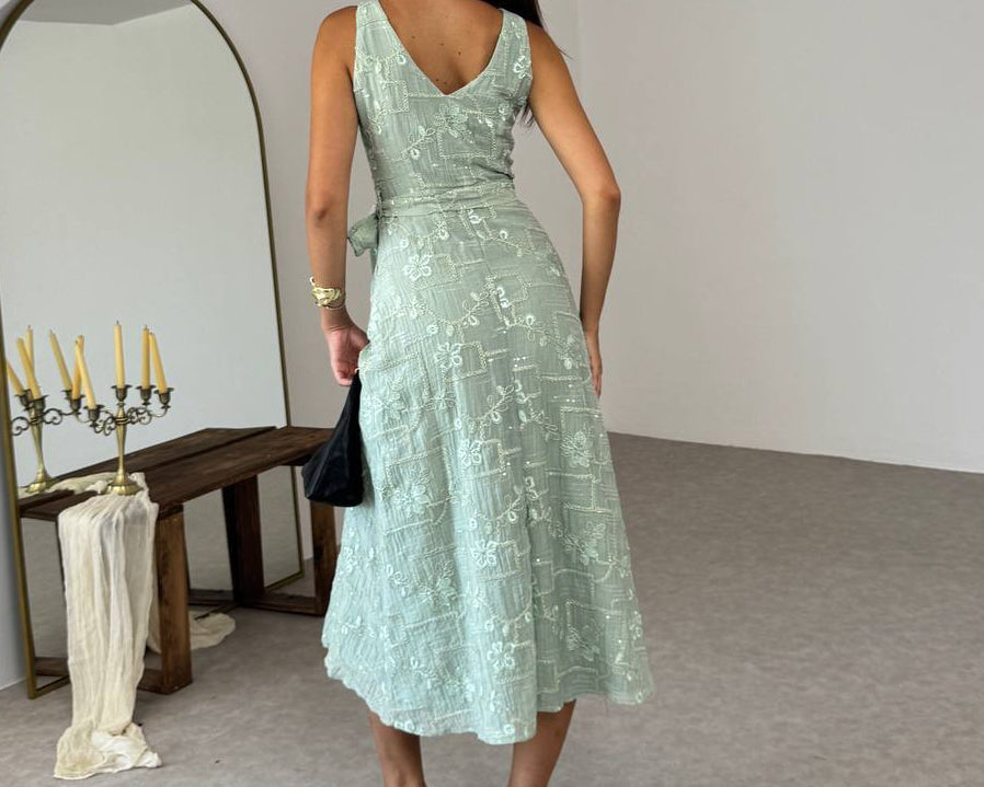 Robe vert sauge brodée